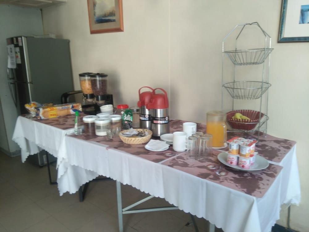 Hostal Americano Сантьяго Екстер'єр фото
